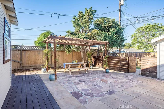 $975,000 | 916 Junipero Avenue, Long Beach, CA 90804