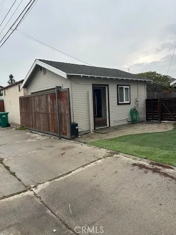 $940,000 | 916 Junipero Avenue, Long Beach, CA 90804