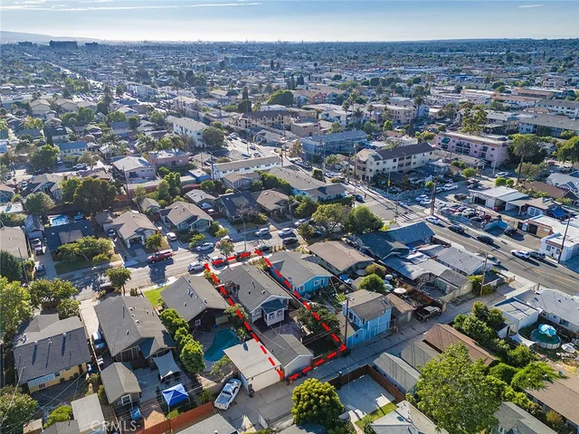 $975,000 | 916 Junipero Avenue, Long Beach, CA 90804