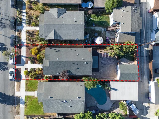 $940,000 | 916 Junipero Avenue, Long Beach, CA 90804