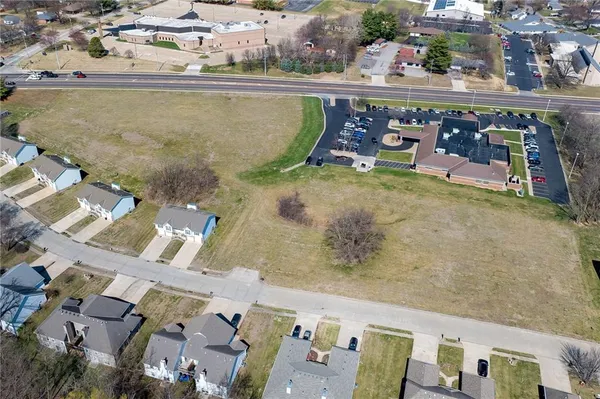 $750,000 | Frederick Ave Street, St. Joseph, MO 64506
