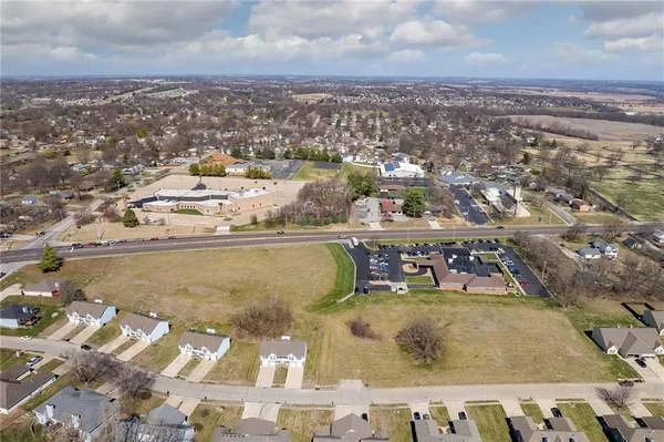 $750,000 | Frederick Ave Street, St. Joseph, MO 64506