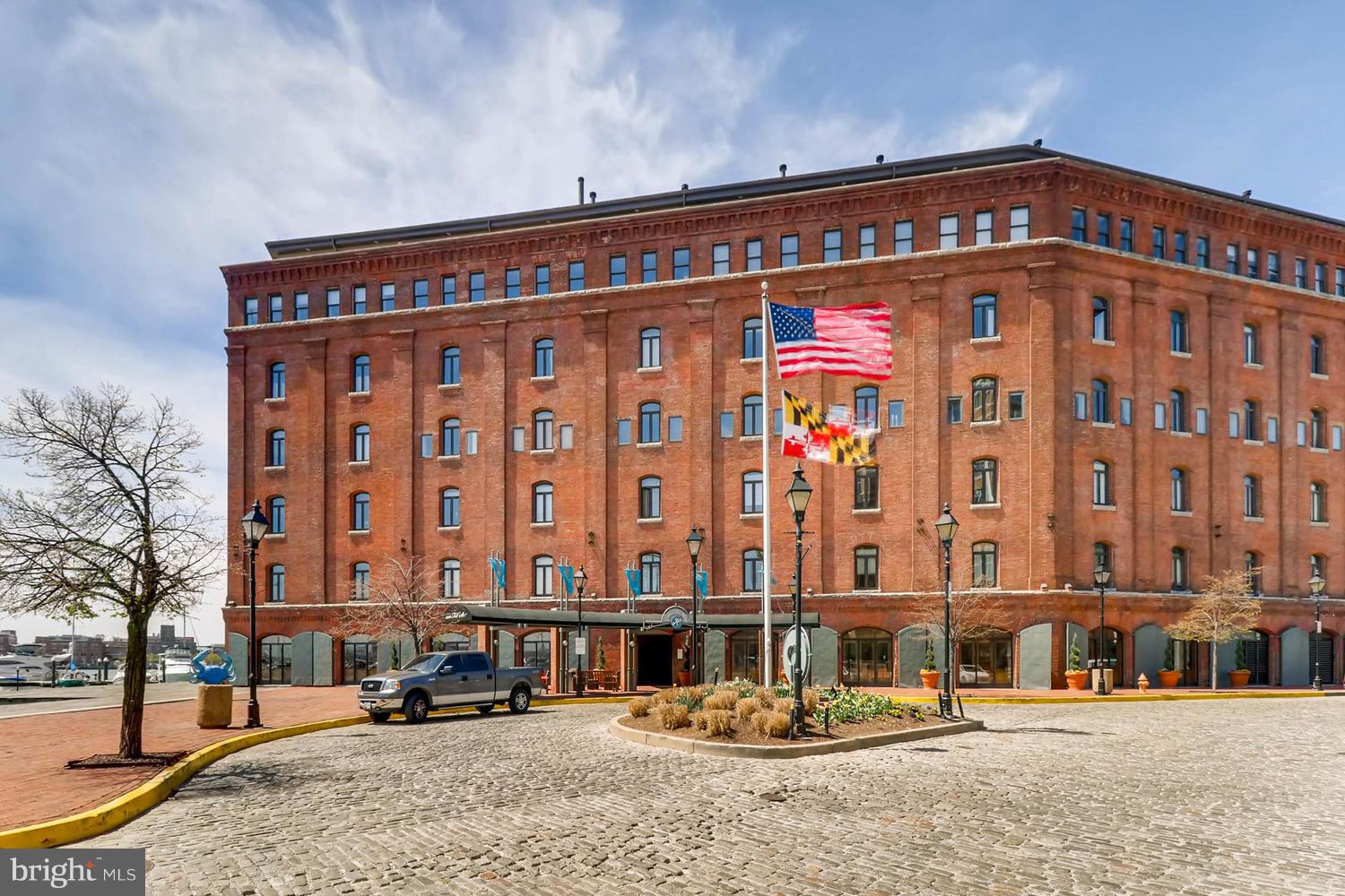 1000 Fell Street, Unit 412 Baltimore, MD 21231 - Photo 2 of 35 The residences at Henderson's Wharf in Fel (Front)