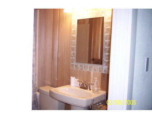 59 Darnell Road Worcester, MA 01606 - Photo 5 of 10 Gallery Image 5