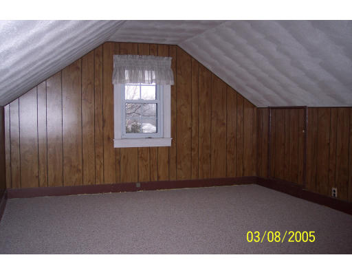 59 Darnell Road Worcester, MA 01606 - Photo 8 of 10 Gallery Image 8