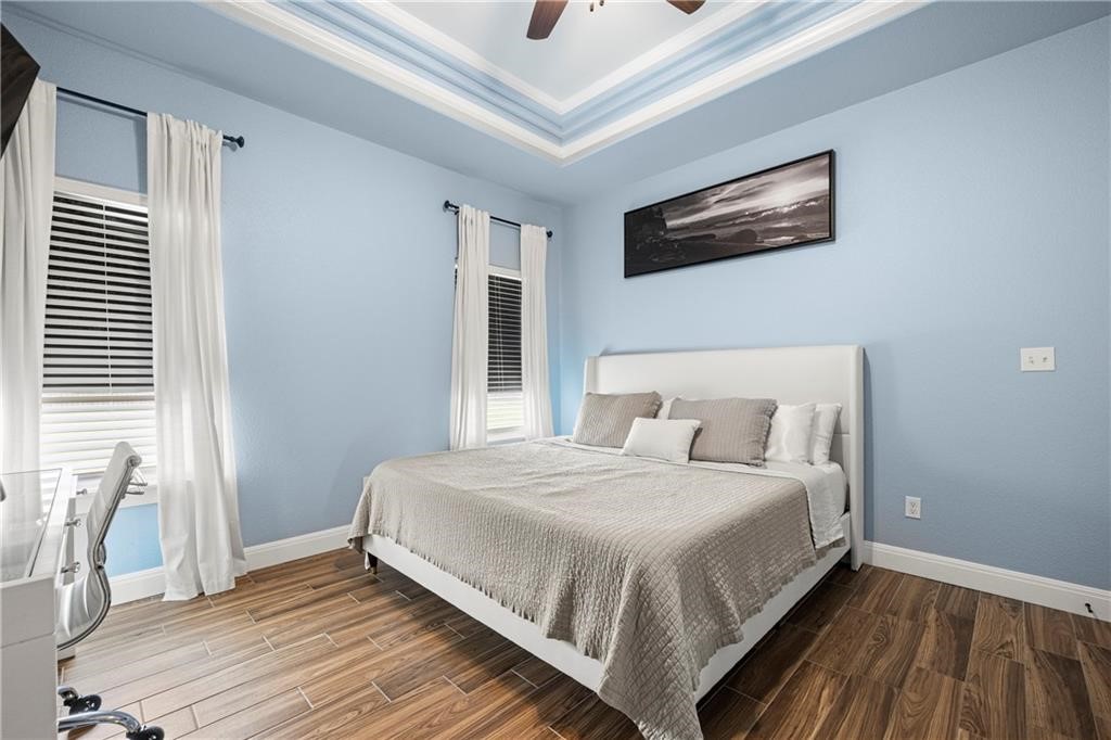 1570 Maryville Loop Beeville, TX 78102 - Photo 13 of 19 a bedroom with a bed and a window