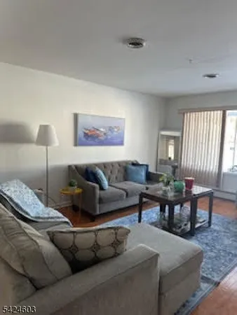 $2,650 | 56 Auburn Road, Toms River, NJ 08757