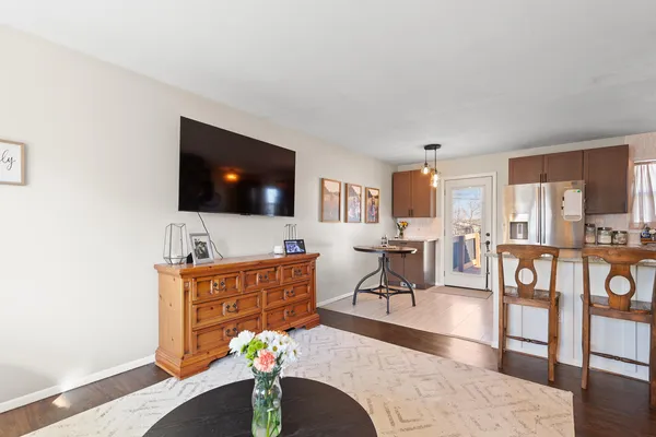 $235,000 | 1207 West Pottawatamie Street, Tecumseh, MI 49286