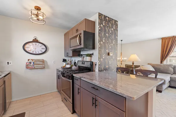 $235,000 | 1207 West Pottawatamie Street, Tecumseh, MI 49286