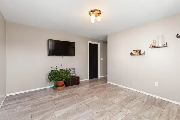 $235,000 | 1207 West Pottawatamie Street, Tecumseh, MI 49286