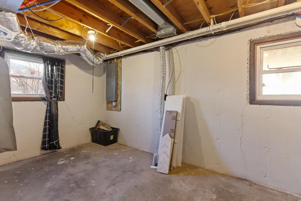 $235,000 | 1207 West Pottawatamie Street, Tecumseh, MI 49286