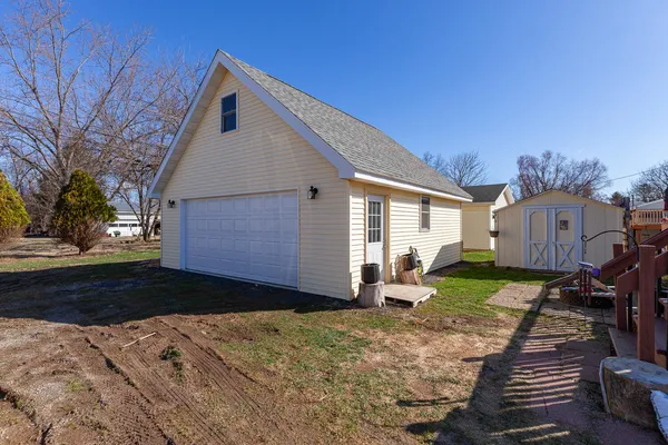 $235,000 | 1207 West Pottawatamie Street, Tecumseh, MI 49286