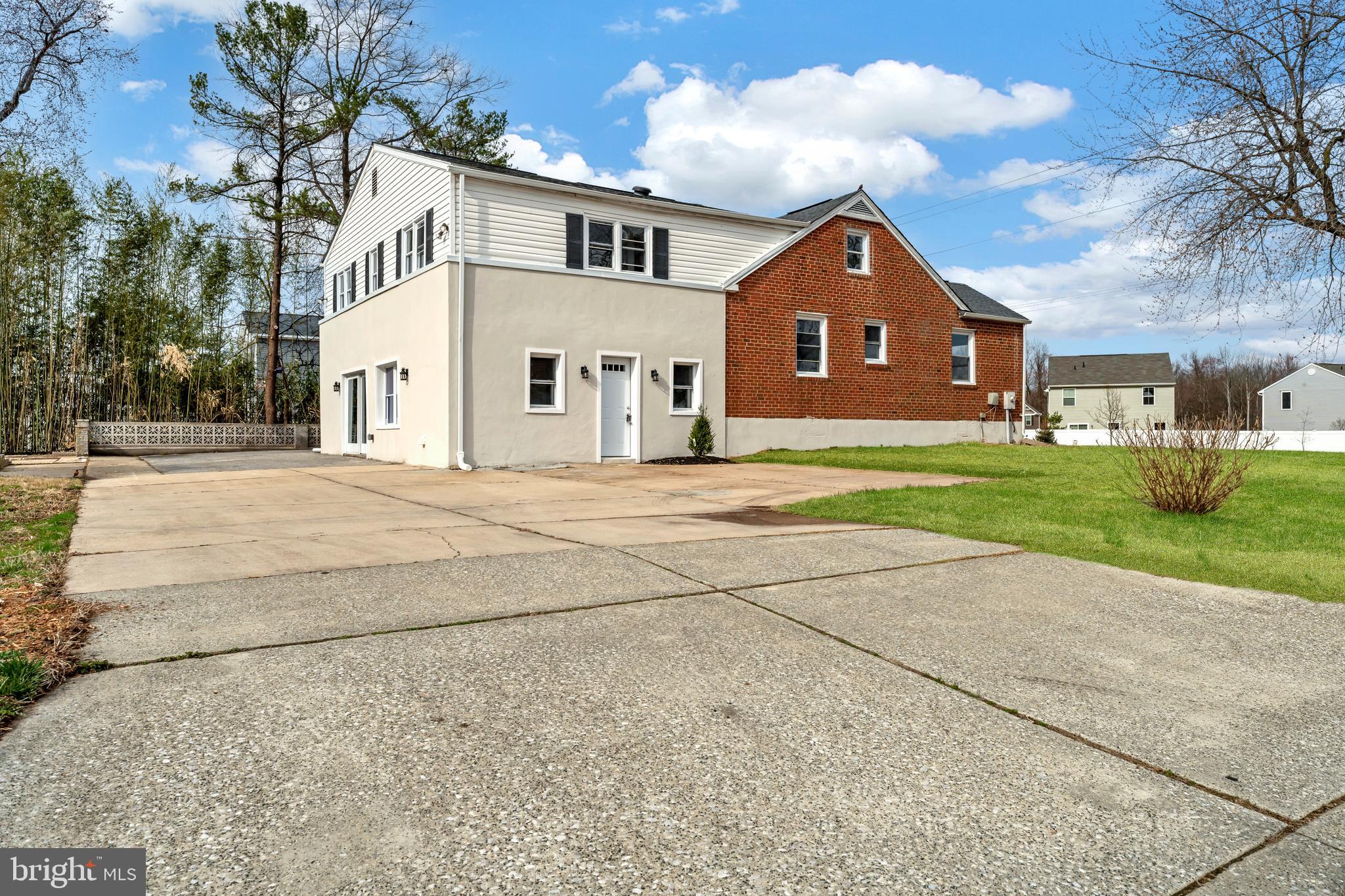 10011 Bird River Road Middle River, MD 21220 - Photo 4 of 65 Gallery Image 4