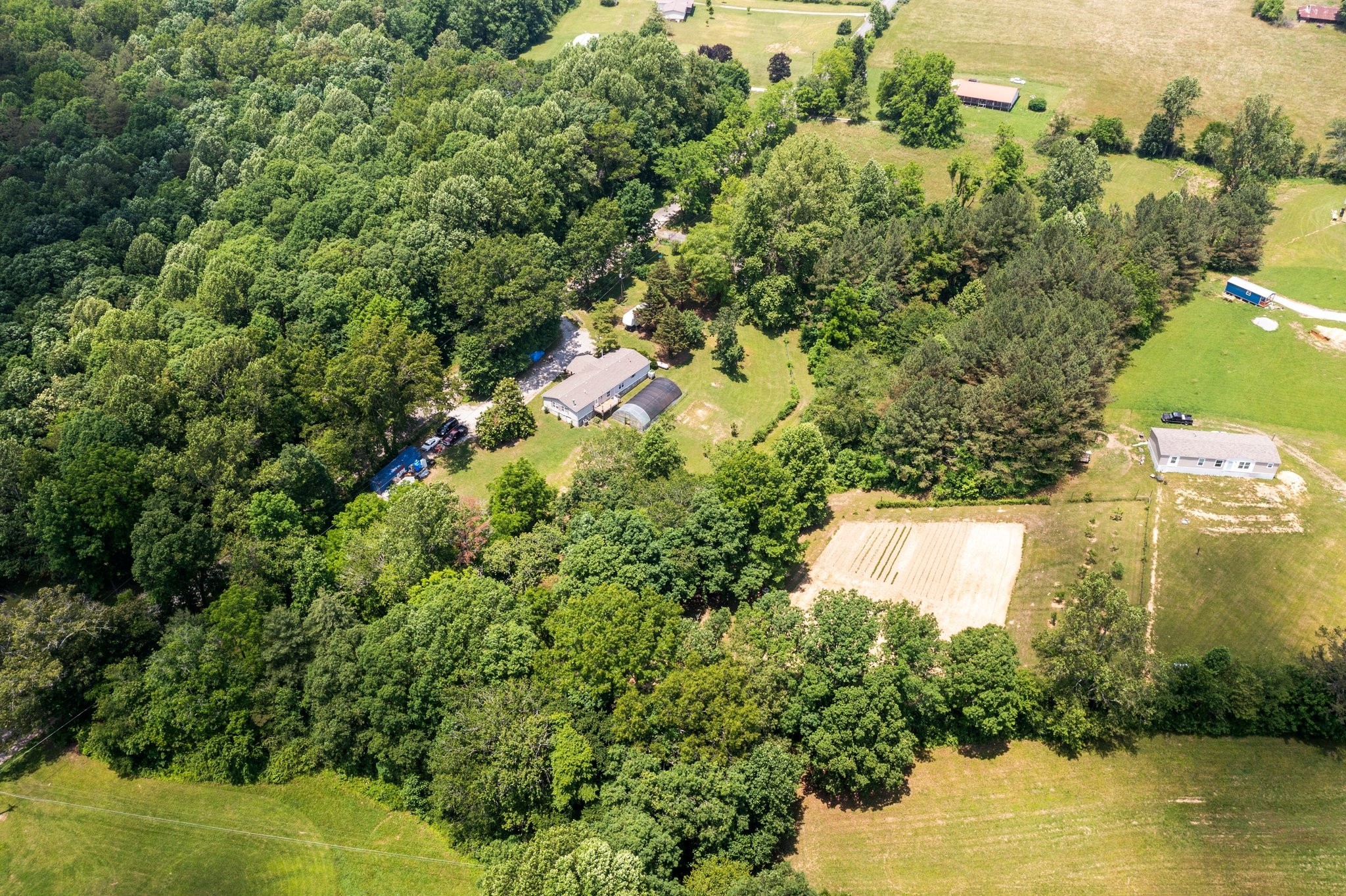 295 Fletcher Road Gruetli Laager, TN 37339 - Photo 3 of 42