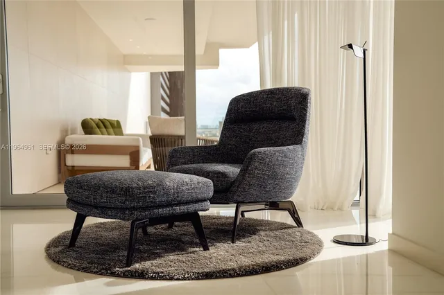 $16,500 | 300 Biscayne Blvd Way, Unit 704, Miami, FL 33131