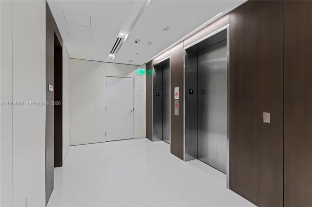 $16,500 | 300 Biscayne Blvd Way, Unit 704, Miami, FL 33131