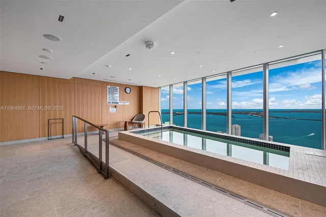 $16,500 | 300 Biscayne Blvd Way, Unit 704, Miami, FL 33131