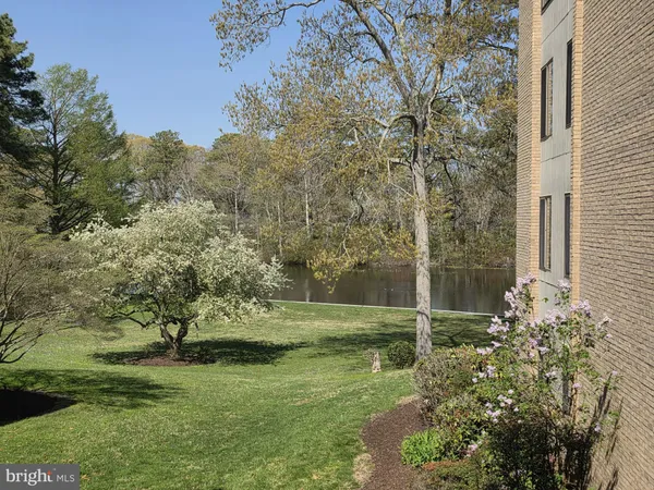 $174,900 | 227 Canal Park Drive, Unit 206, Salisbury, MD 21804