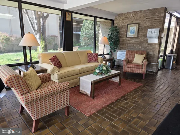 $174,900 | 227 Canal Park Drive, Unit 206, Salisbury, MD 21804