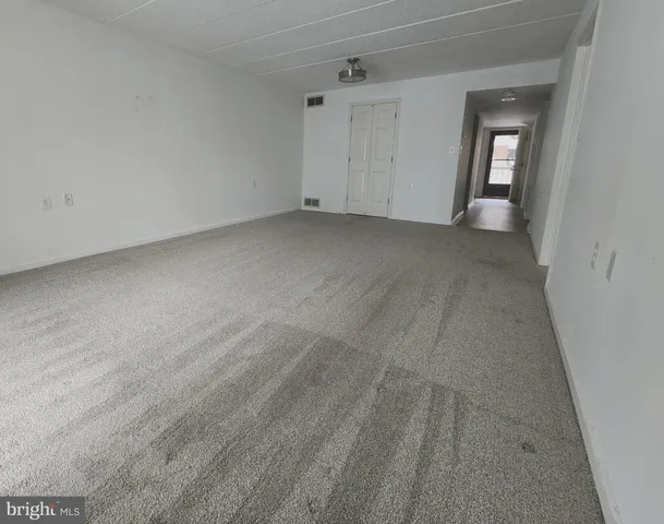 a view of empty room