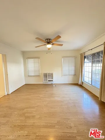 $3,200 | 173 North Mariposa Avenue, Los Angeles, CA 90004