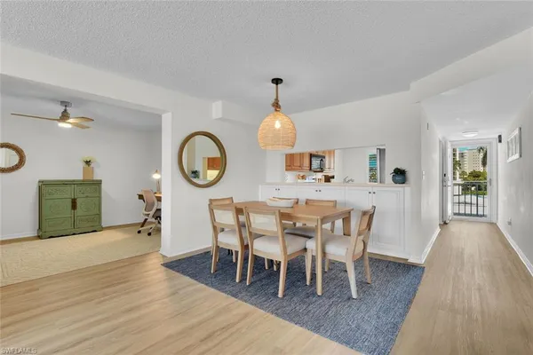 $11,000 | 10682 Gulf Shore Drive, Unit C205, Naples, FL 34108