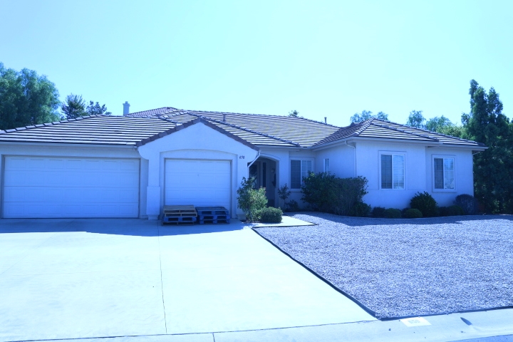 650 Inverlochy Drive Fallbrook, CA 92028 - Photo 1 of 3 Gallery Image 1