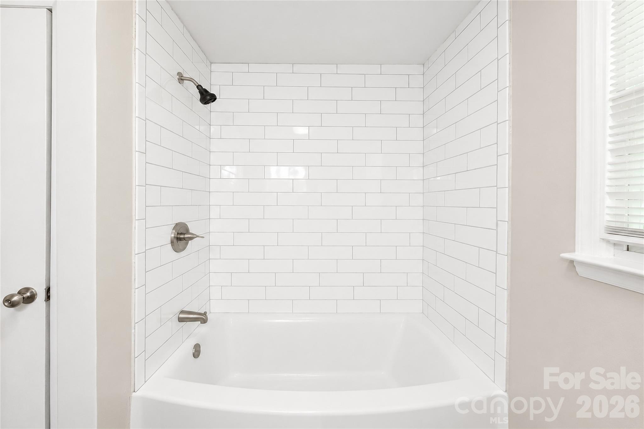 2121 24th Street Northeast Hickory, NC 28601 - Photo 14 of 30