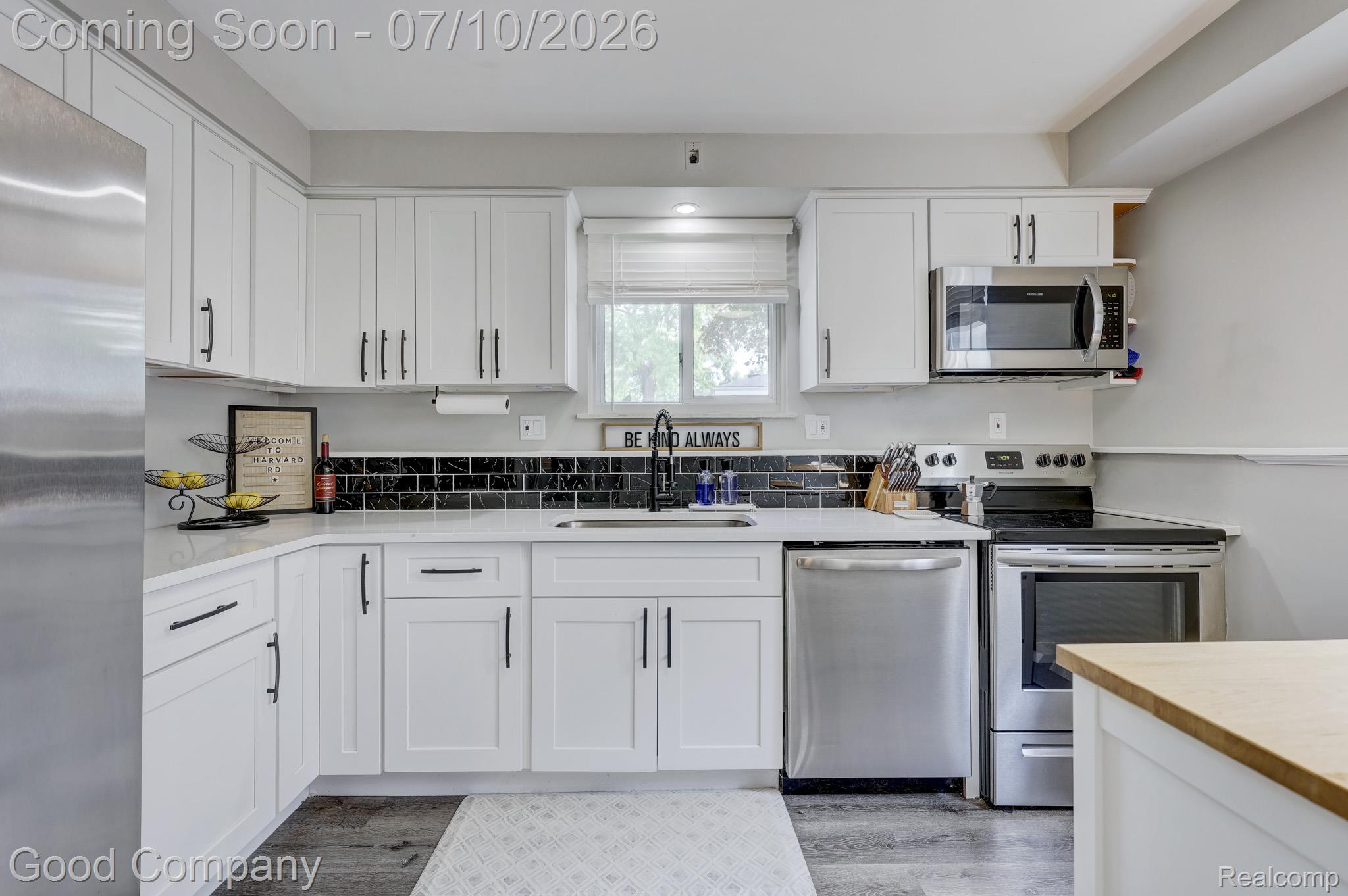2954 Harvard Road Berkley, MI 48072 - Photo 2 of 43 2954 Harvard Rd.-2.jpg