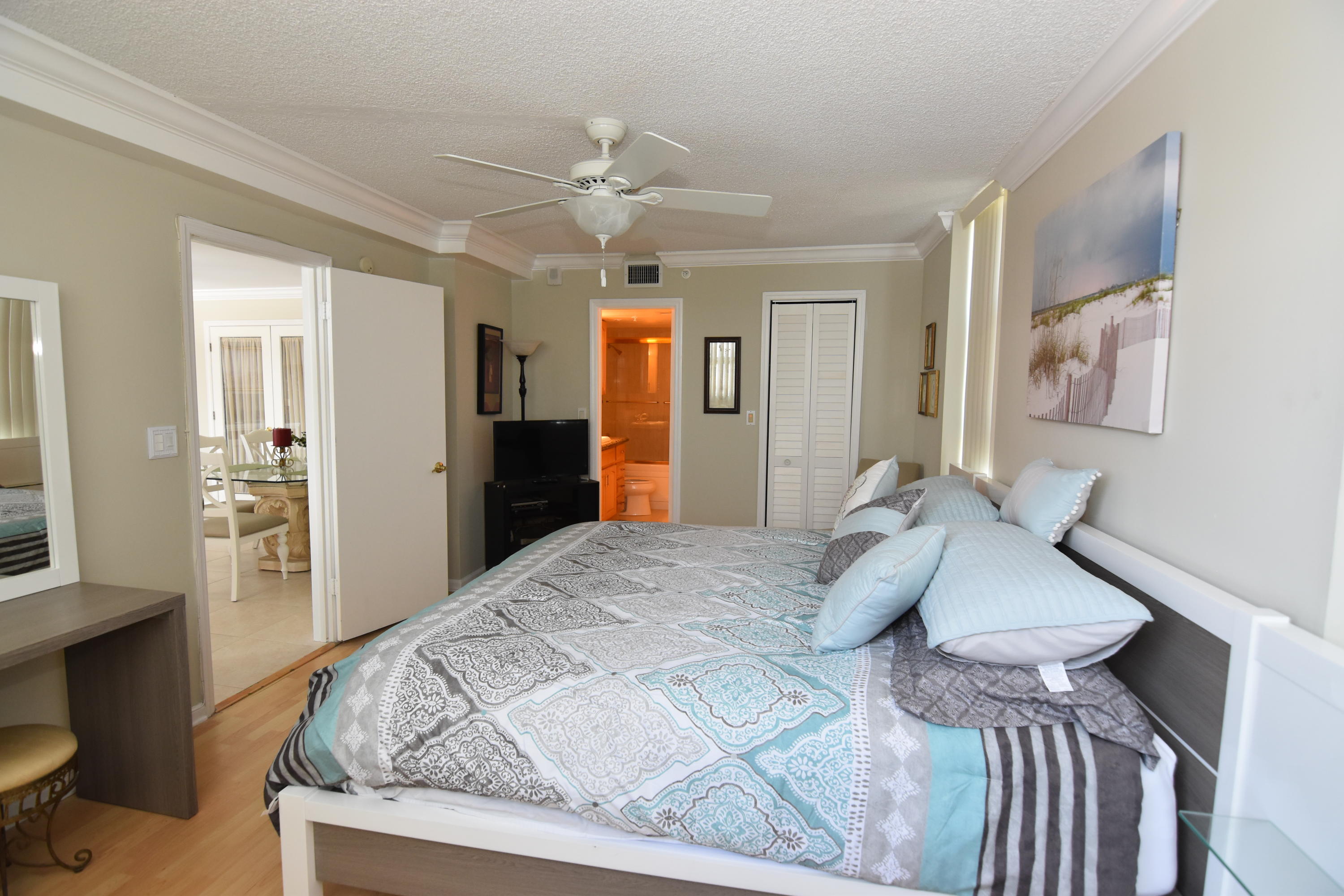 1505 North Riverside Drive, Unit 601 Pompano Beach, FL 33062 - Photo 11 of 35 Master Bedroom