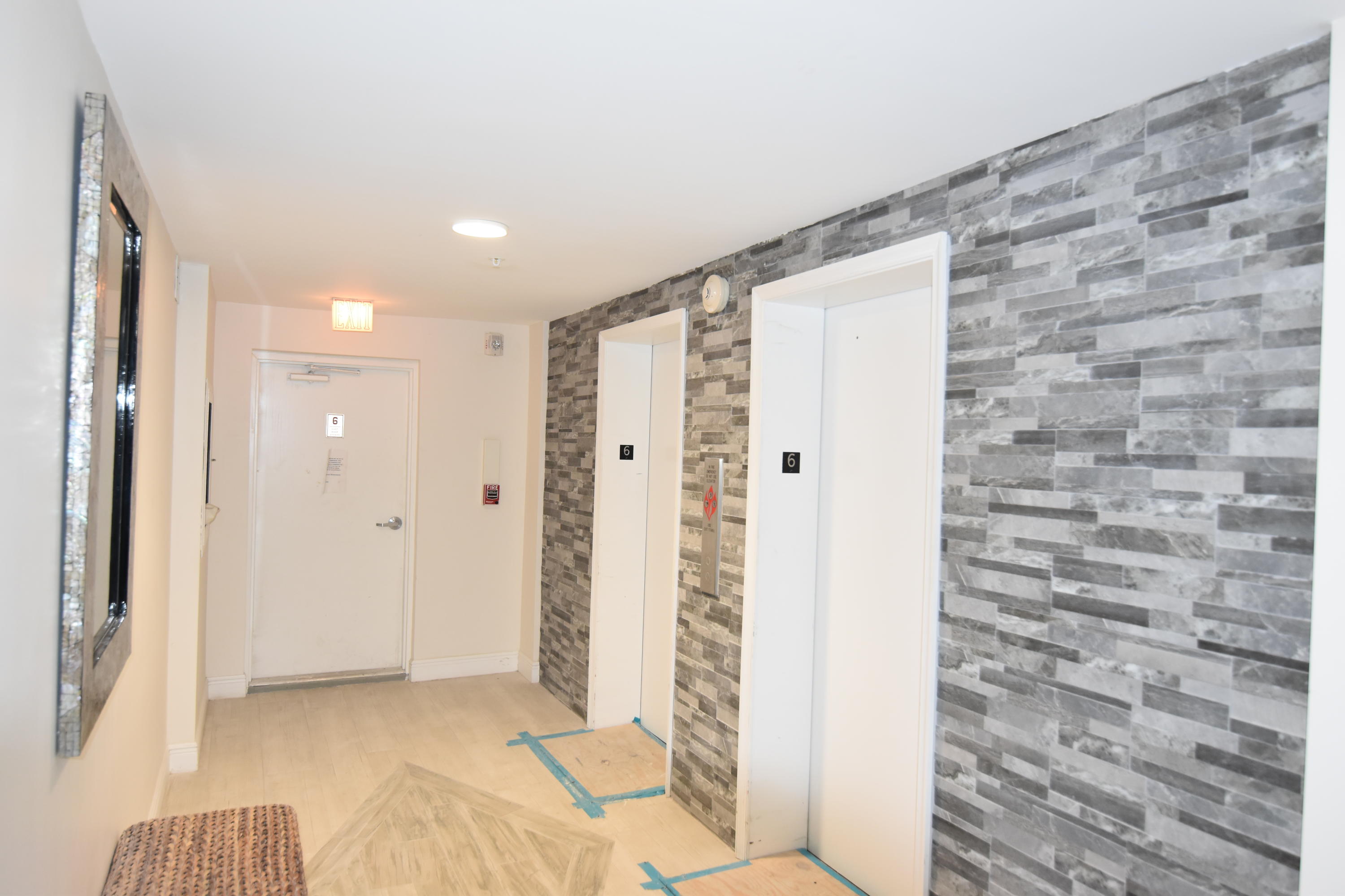 1505 North Riverside Drive, Unit 601 Pompano Beach, FL 33062 - Photo 33 of 35 Elevators