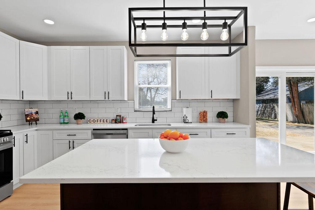 925 Union Landing Road Cinnaminson, NJ 08077 - Photo 15 of 43 Kitchen