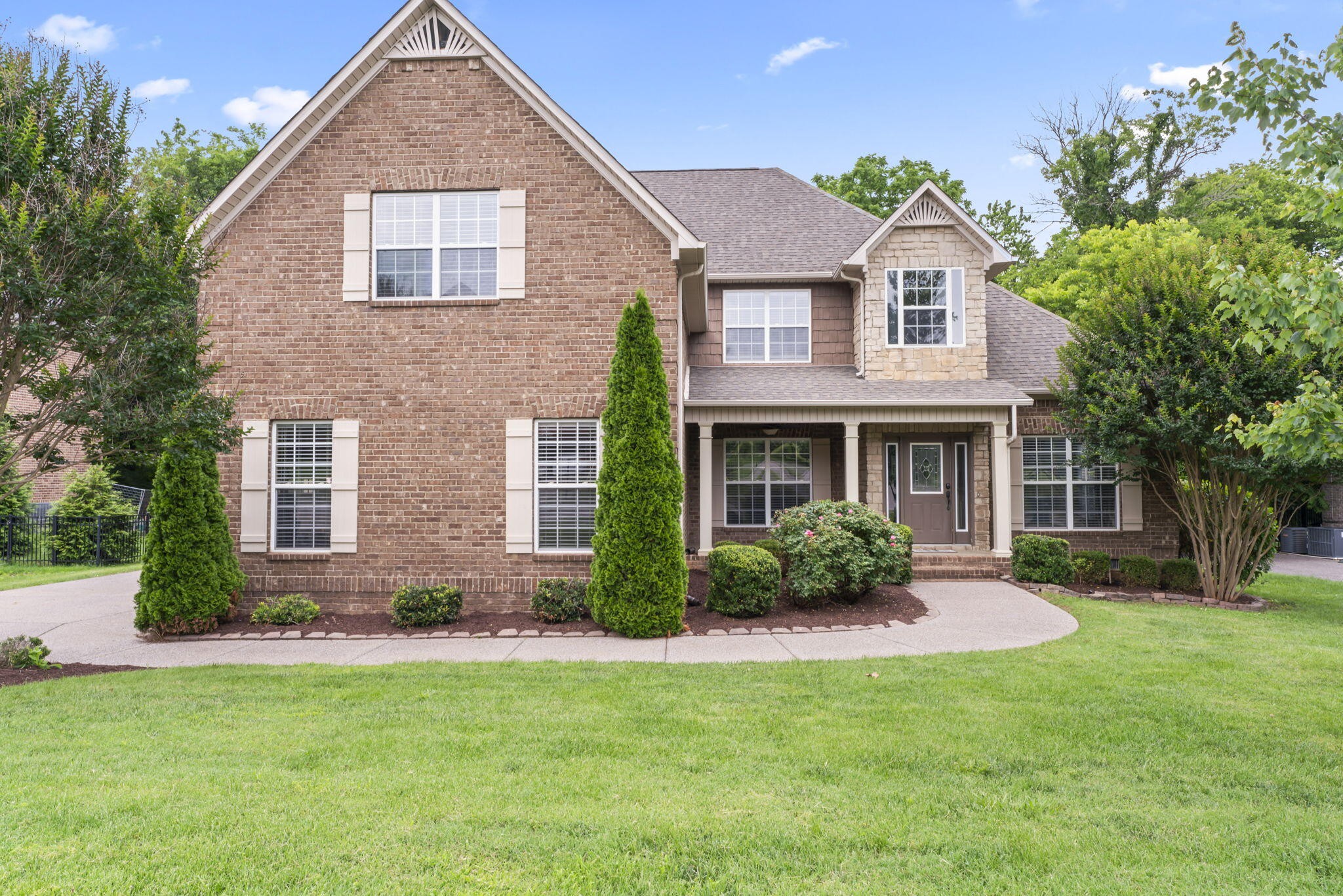 1002 Glessner Drive Spring Hill, TN 37174 - Photo 4 of 46