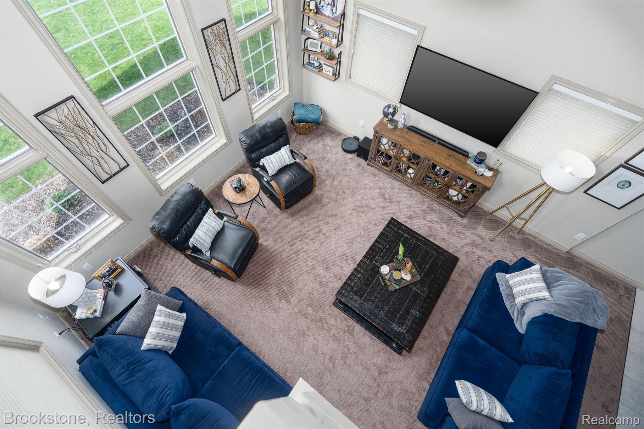 780 East Gunn Road Rochester, MI 48306 - Photo 27 of 56 View of great room from balcony