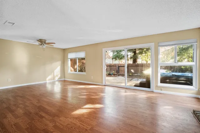 $399,999 | 6820 Susanna Court, Citrus Heights, CA 95621