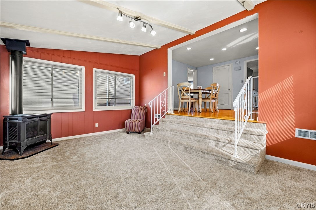 22 Lyndon Road Whitesboro, NY 13492 - Photo 12 of 30 Gallery Image 12