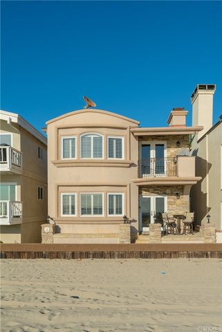 $2,100,000 | 5529 East Seaside Walk, Long Beach, CA 90803