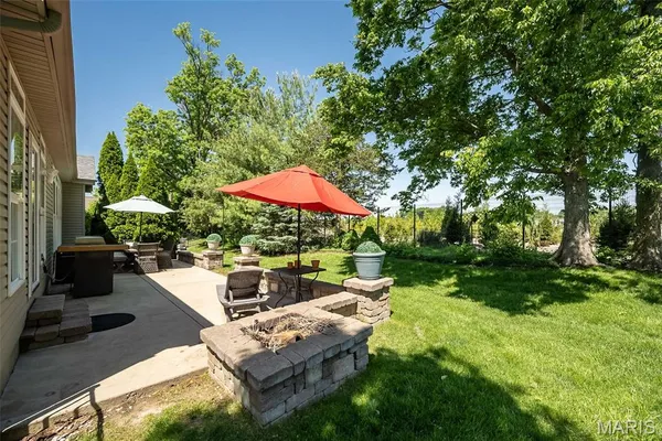 $740,000 | 233 Fox Haven Drive, O'Fallon, MO 63368