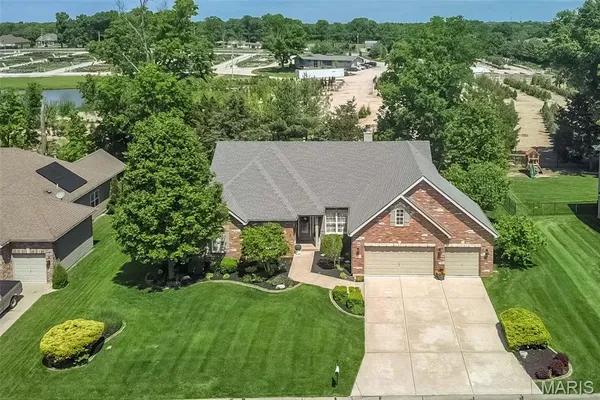 $740,000 | 233 Fox Haven Drive, O'Fallon, MO 63368