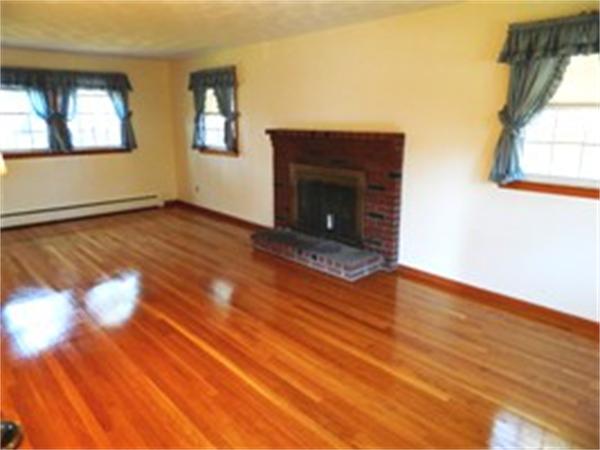 12 Barnum Road Burlington, MA 01803 - Photo 8 of 17 Gallery Image 8