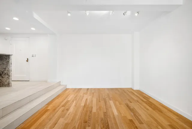 $499,000 | 200 West 20th Street, Unit 902 | Chelsea