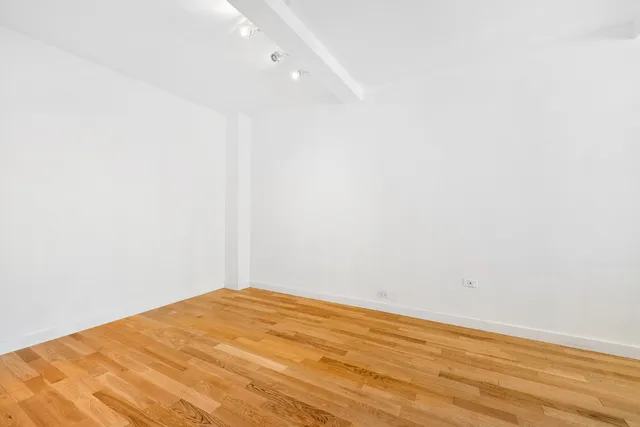 $499,000 | 200 West 20th Street, Unit 902 | Chelsea