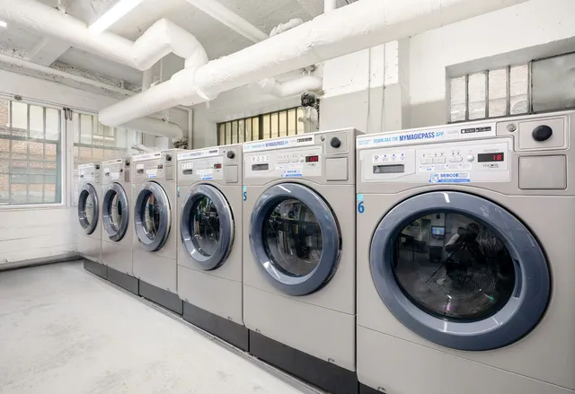 $499,000 | 200 West 20th Street, Unit 902 | Chelsea