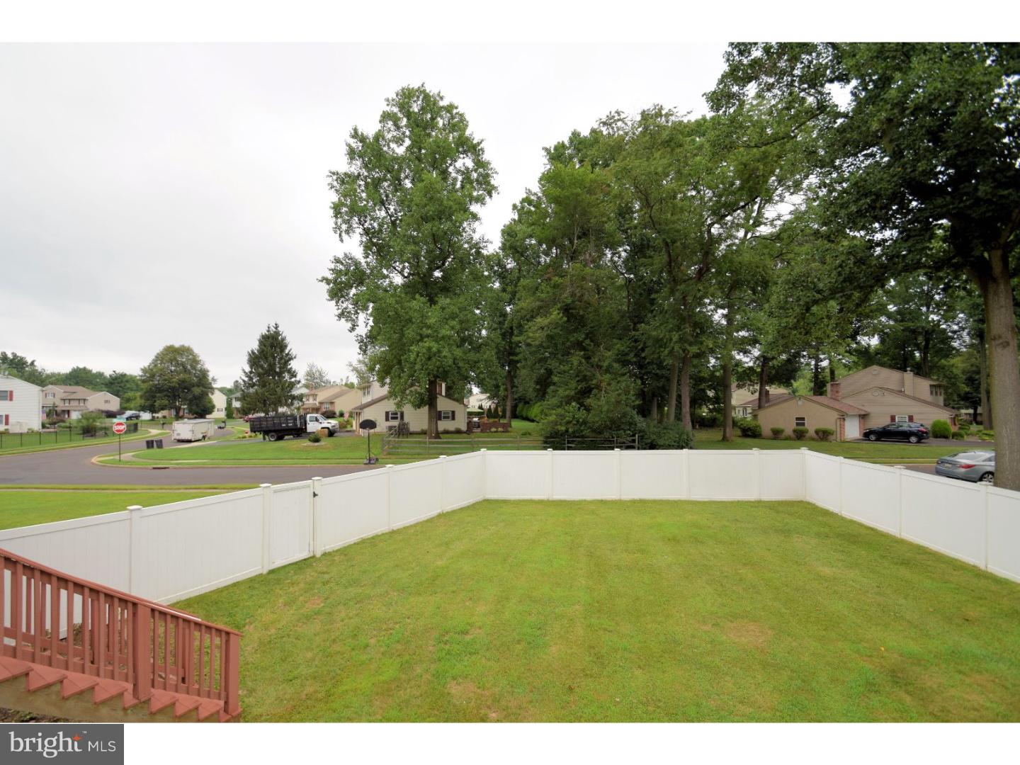 241 Magnolia Road Warminster, PA 18974 - Photo 22 of 25 Gallery Image 22