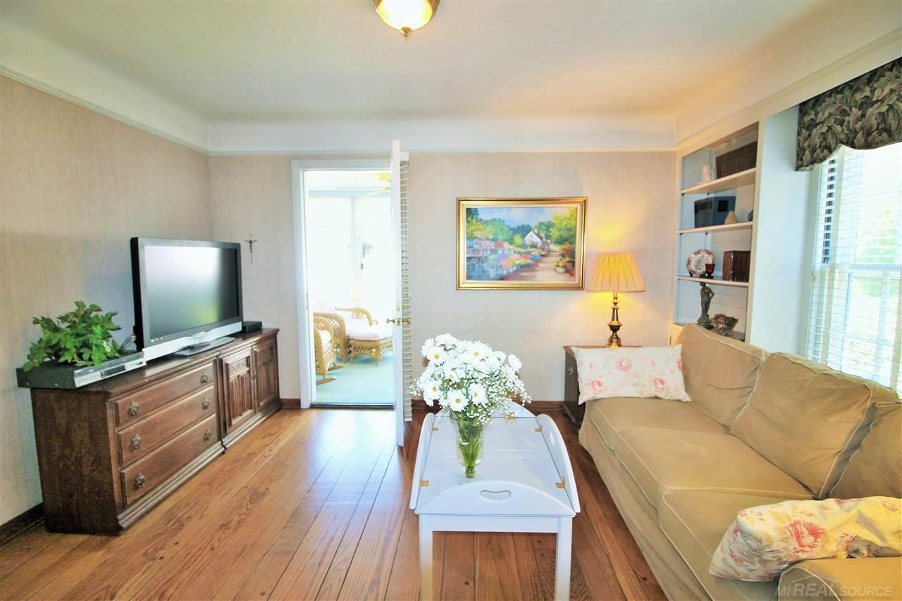 1154 Audubon Road Grosse Pointe, MI 48230 - Photo 10 of 50 50041226-9.JPG