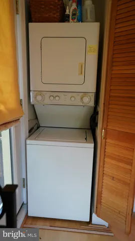 $2,150 | 1107 North Pitt Street, Unit 2A, Alexandria, VA 22314