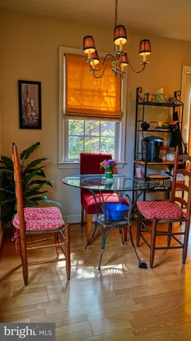 $2,150 | 1107 North Pitt Street, Unit 2A, Alexandria, VA 22314