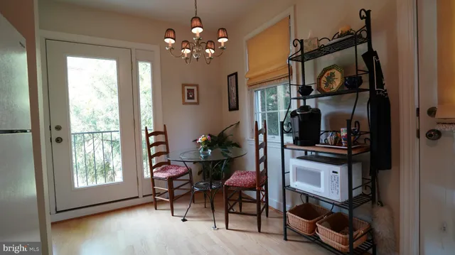 $2,150 | 1107 North Pitt Street, Unit 2A, Alexandria, VA 22314