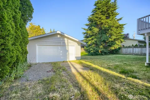 $599,950 | 25110 35th Avenue South, Kent, WA 98032