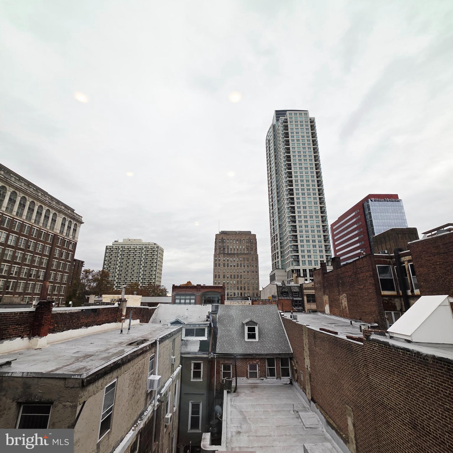 714 Chestnut Street, Unit 6 Philadelphia, PA 19106 - Photo 9 of 16